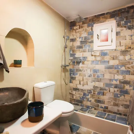 Myconian Brothers Ano Mera