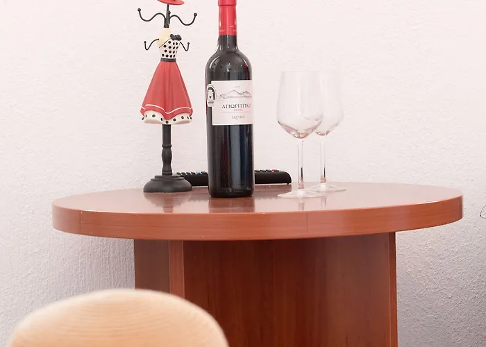 Myconian Brothers אנו מרה